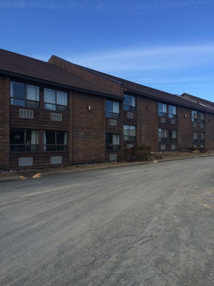 Hotel Super 8 By Wyndham Sudbury On Exteriér fotografie